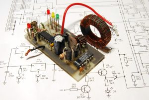 Experimental PCB board with fuse overcurrent protection design